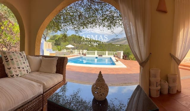 4 quarto Moradia para venda em Altea com piscina garagem - 649 000 € (Ref: 10132303)