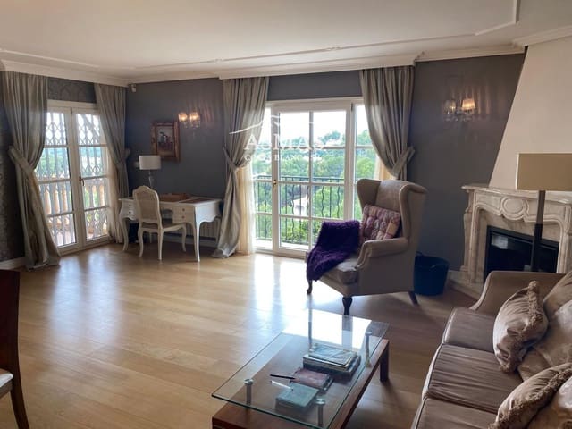 3 quarto Moradia para venda em Altea com piscina garagem - 791 000 € (Ref: 10132304)