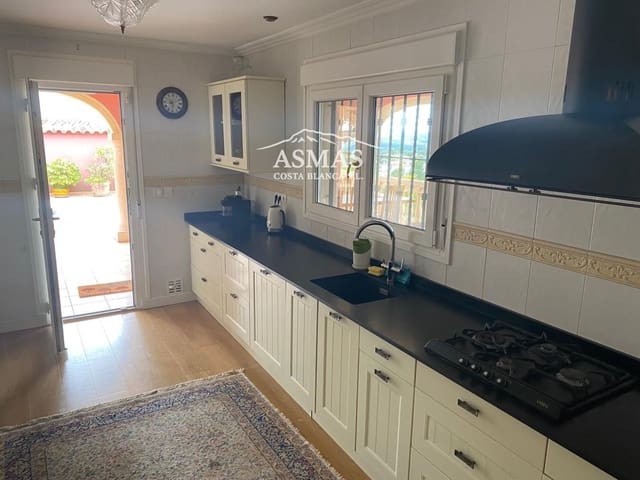 3 quarto Moradia para venda em Altea com piscina garagem - 791 000 € (Ref: 10132304)