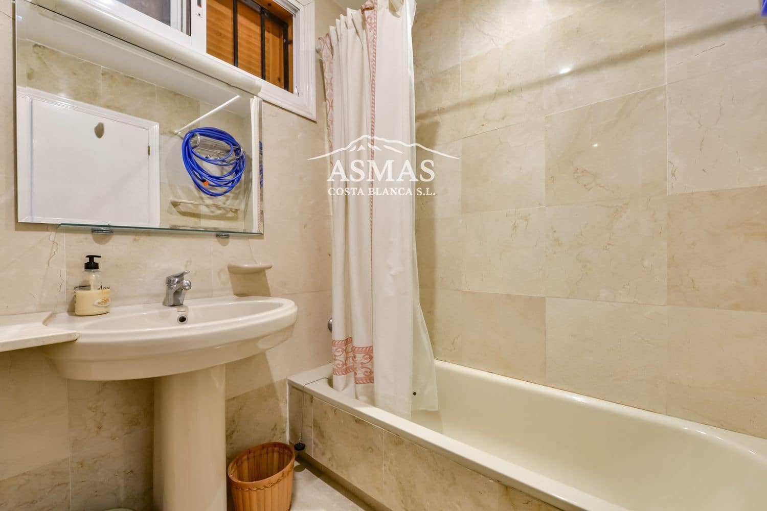 3 sypialnia Penthouse na sprzedaż w Altea z basenem garażem - 620 000 € (Ref: 10132305)