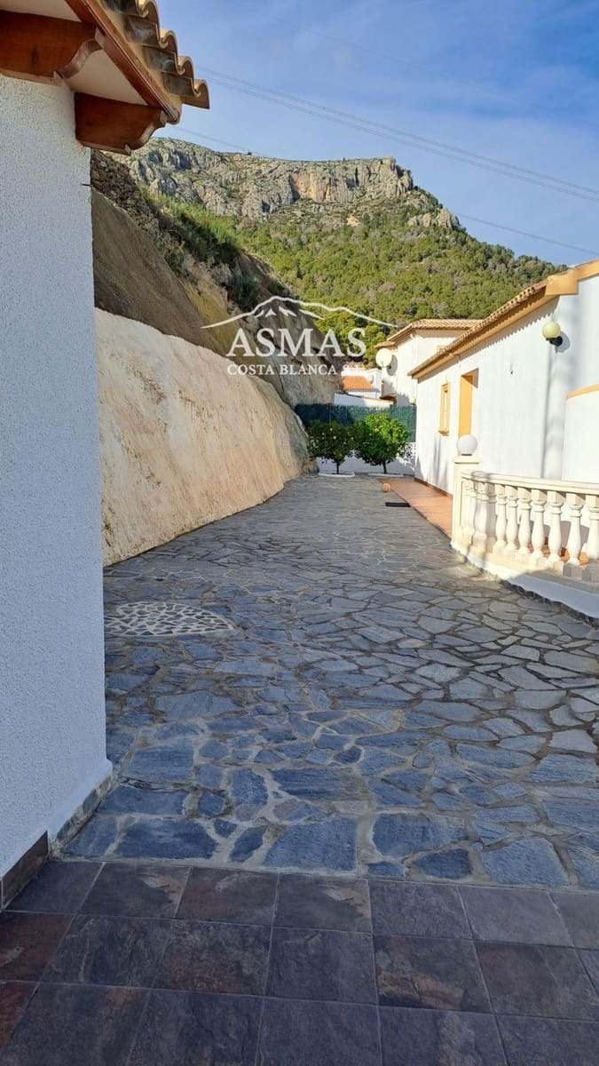 4 chambre Villa/Maison à vendre à Calpe / Calp avec piscine - 690 000 € (Ref: 9816584)