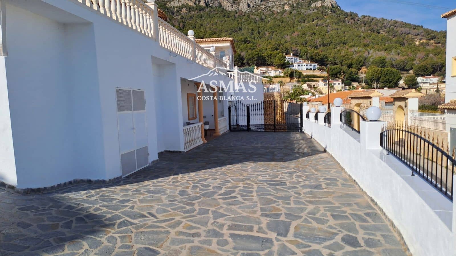 4 chambre Villa/Maison à vendre à Calpe / Calp avec piscine - 690 000 € (Ref: 9816584)
