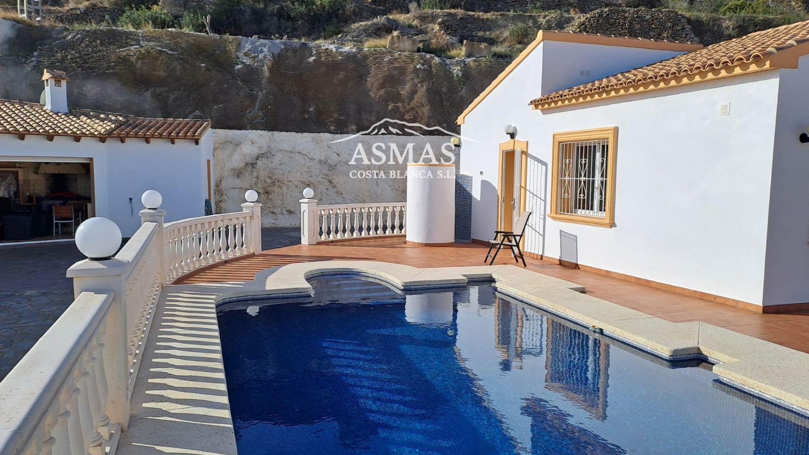 4 chambre Villa/Maison à vendre à Calpe / Calp avec piscine - 690 000 € (Ref: 9816584)