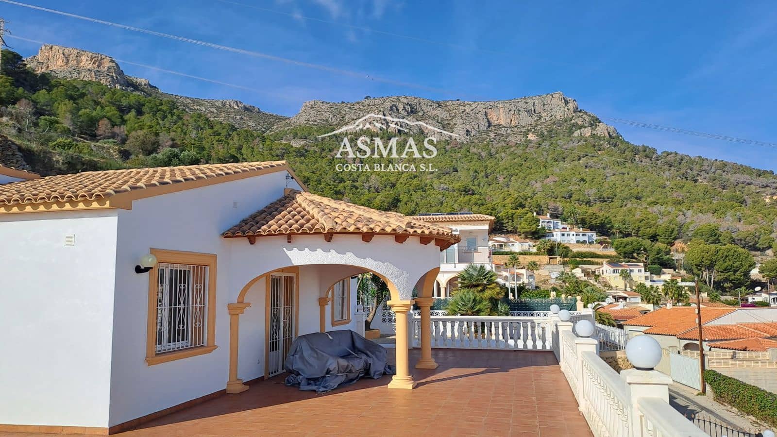 4 chambre Villa/Maison à vendre à Calpe / Calp avec piscine - 690 000 € (Ref: 9816584)