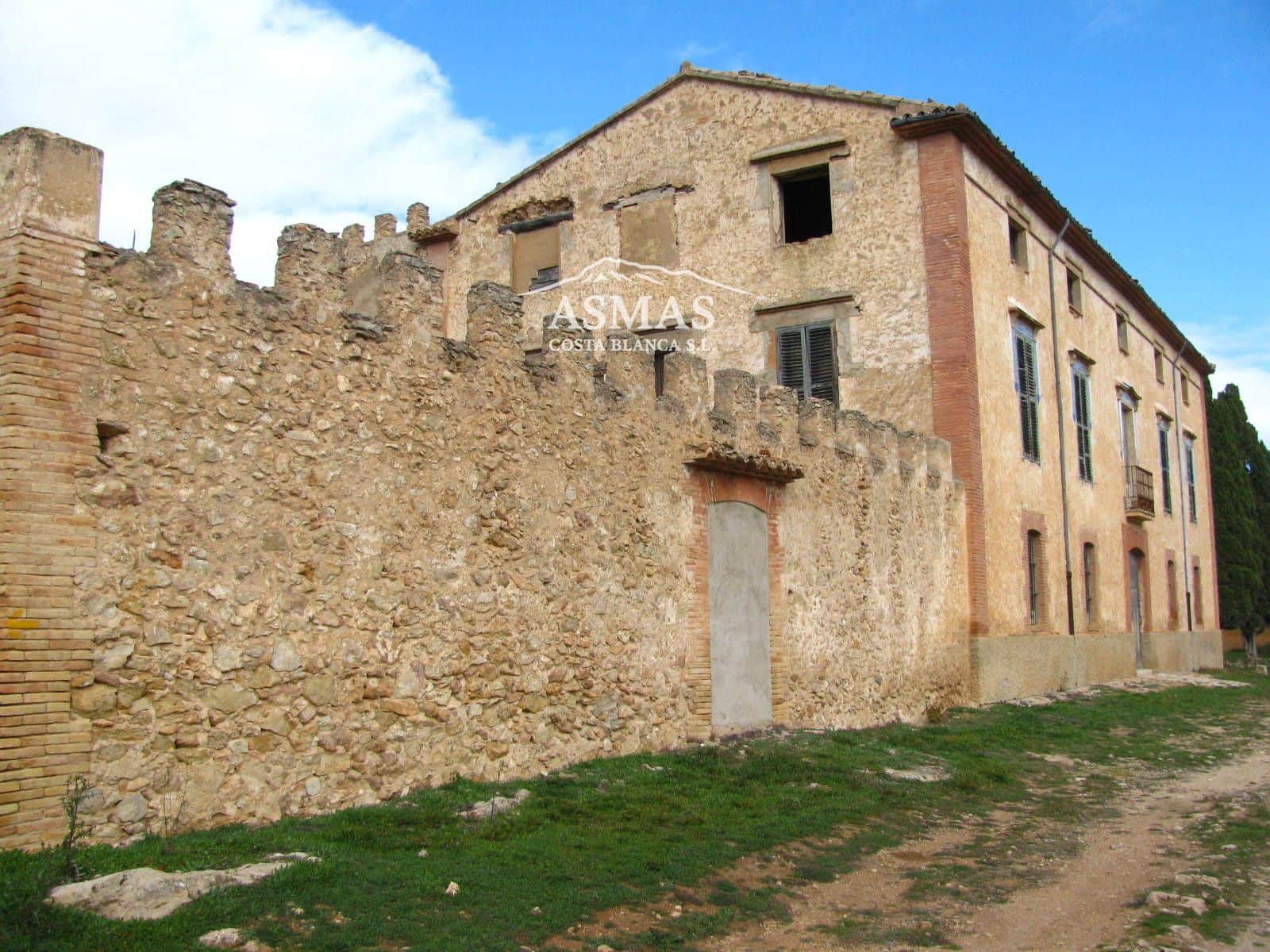 12 bedroom Villa for sale in Bocairent - € 700,000 (Ref: 9816585)