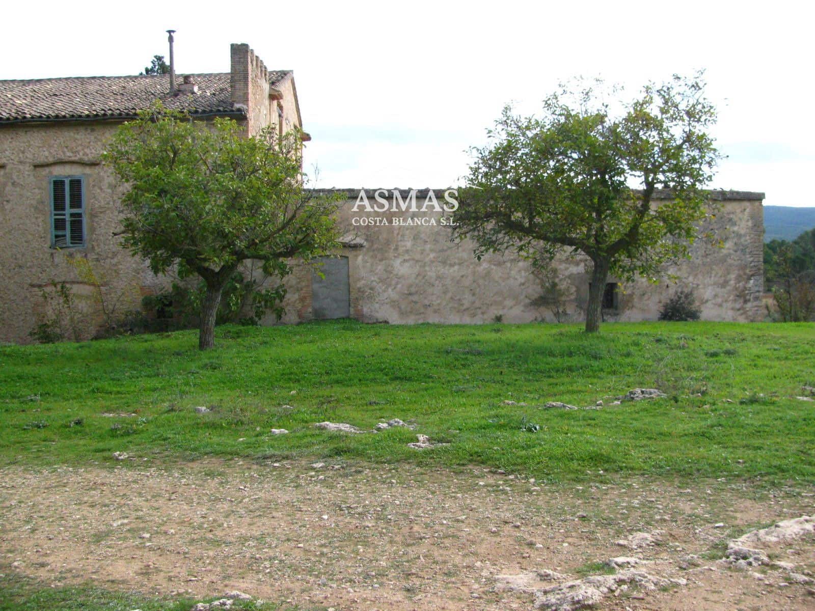12 bedroom Villa for sale in Bocairent - € 700,000 (Ref: 9816585)