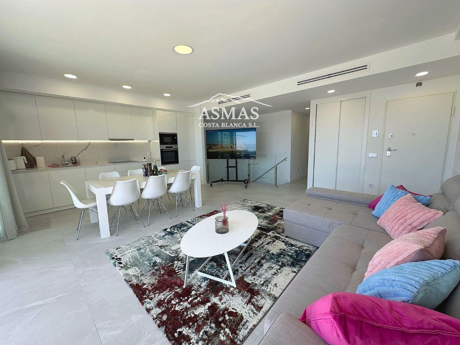 Piso de 6 habitaciones en Finestrat en venta con piscina - 650.000 € (Ref: 9816587)