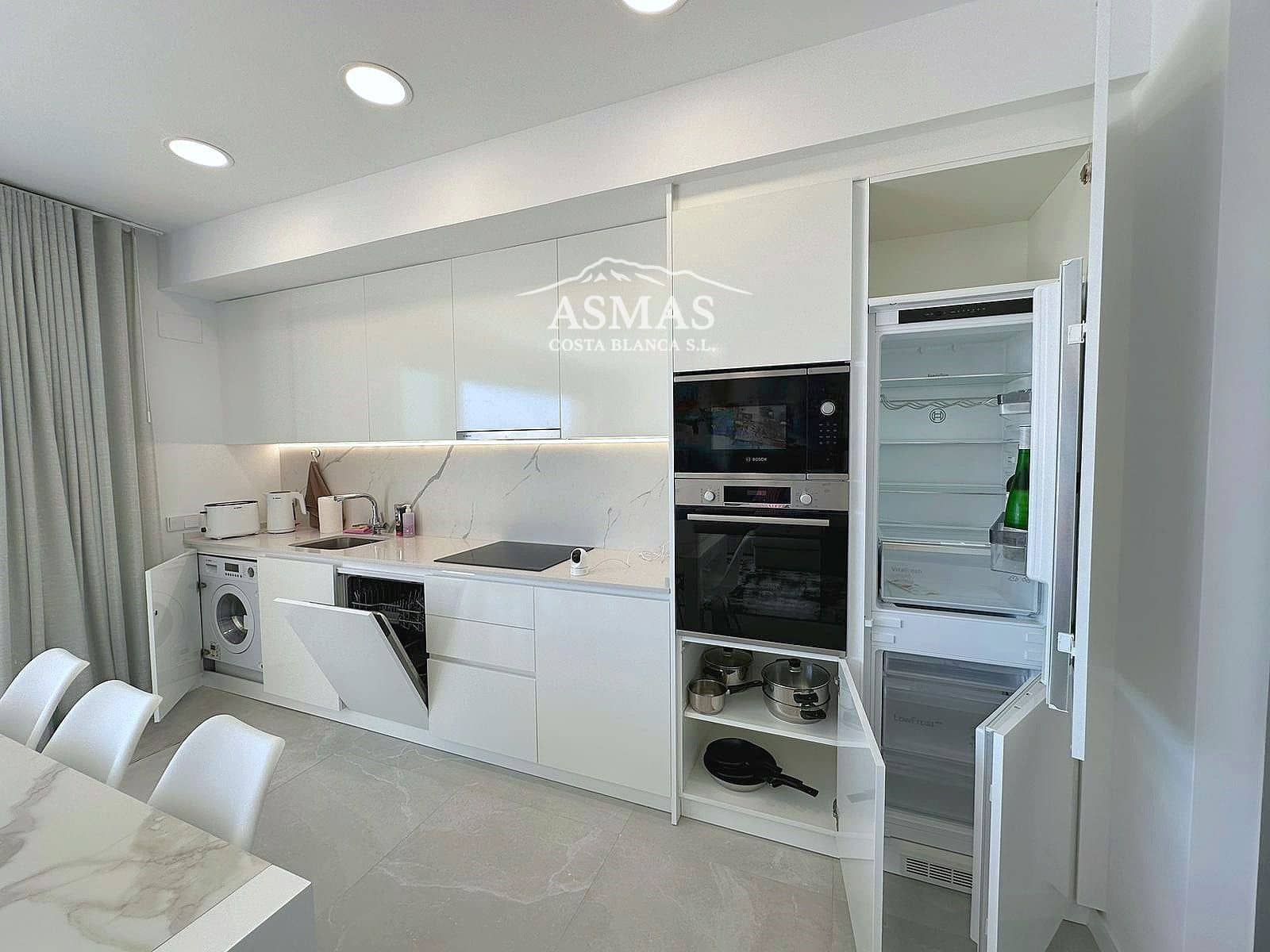 Piso de 6 habitaciones en Finestrat en venta con piscina - 650.000 € (Ref: 9816587)