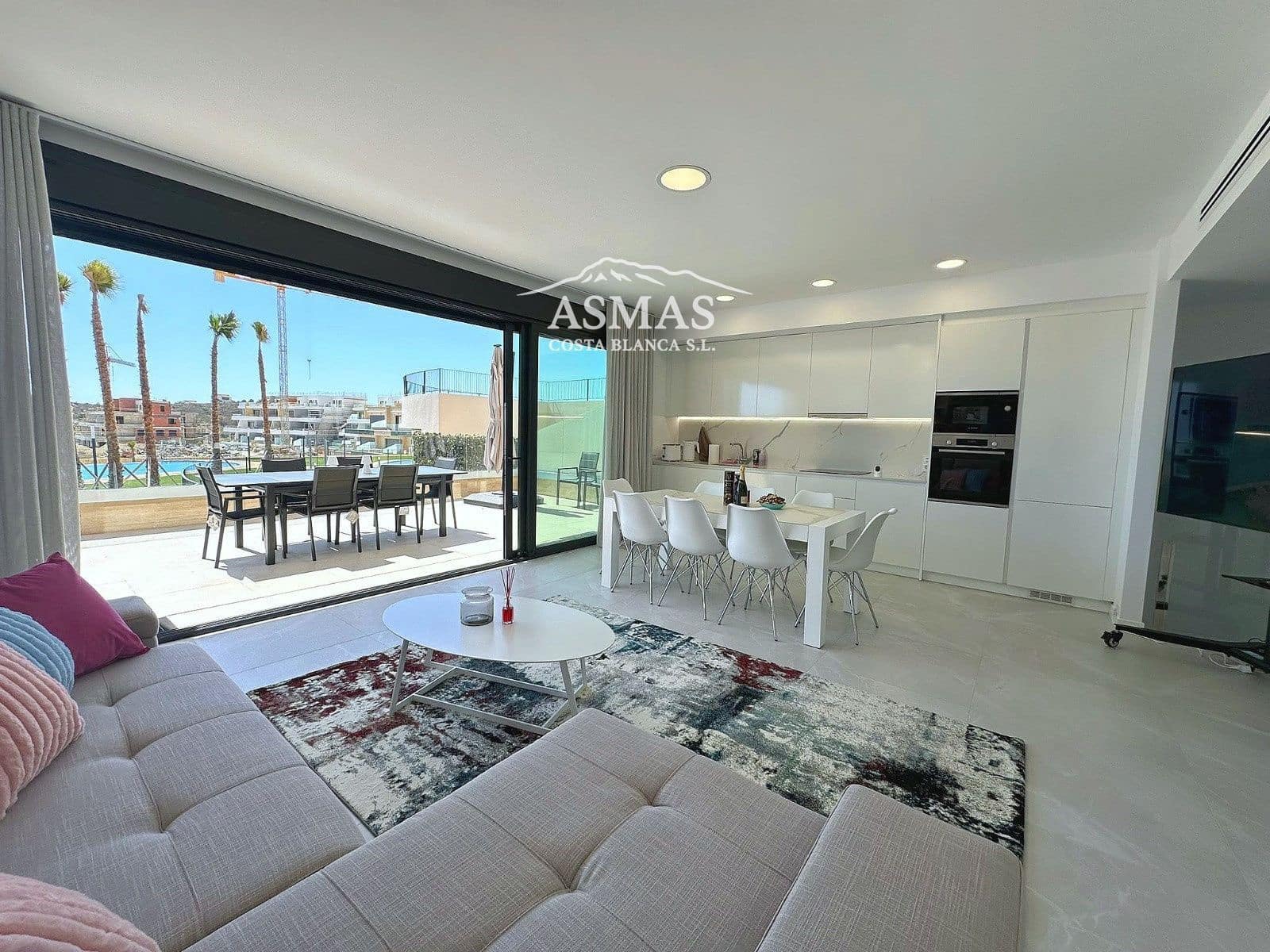 Piso de 6 habitaciones en Finestrat en venta con piscina - 650.000 € (Ref: 9816587)