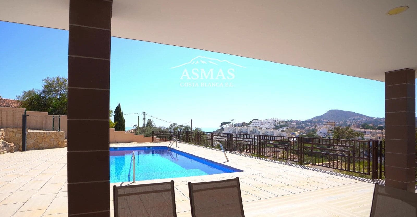 6 bedroom Villa for sale in El Campello with pool - € 2,650,000 (Ref: 9816592)