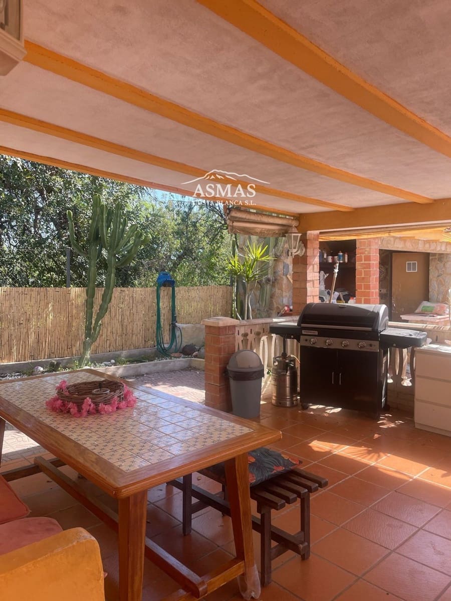 4 Zimmer Villa zu verkaufen in Alfaz del Pi / L'Alfas del Pi mit Pool Garage - 649.000 € (Ref: 9834809)