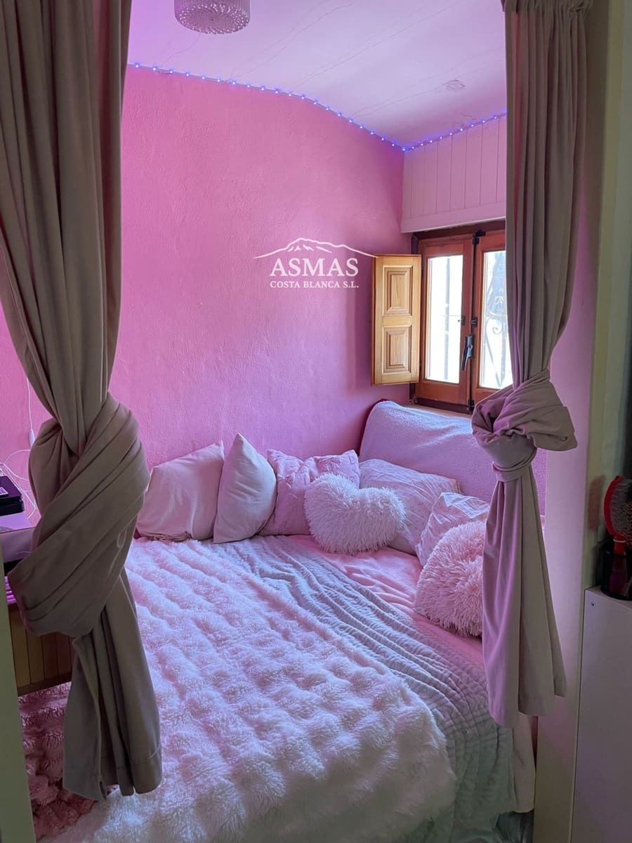 4 Zimmer Villa zu verkaufen in Alfaz del Pi / L'Alfas del Pi mit Pool Garage - 649.000 € (Ref: 9834809)