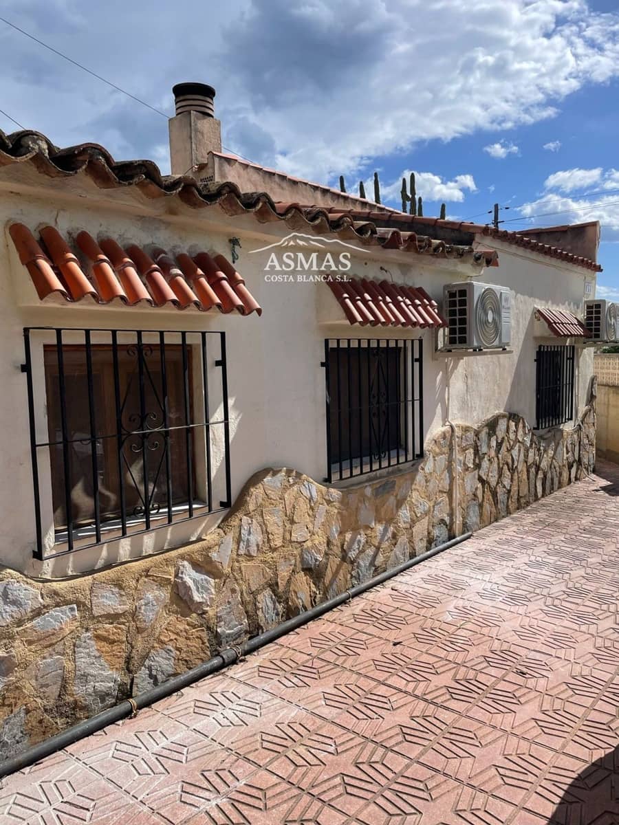 4 Zimmer Villa zu verkaufen in Alfaz del Pi / L'Alfas del Pi mit Pool Garage - 649.000 € (Ref: 9834809)