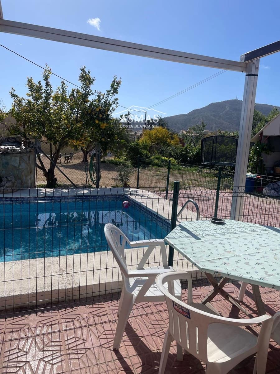 4 Zimmer Villa zu verkaufen in Alfaz del Pi / L'Alfas del Pi mit Pool Garage - 649.000 € (Ref: 9834809)