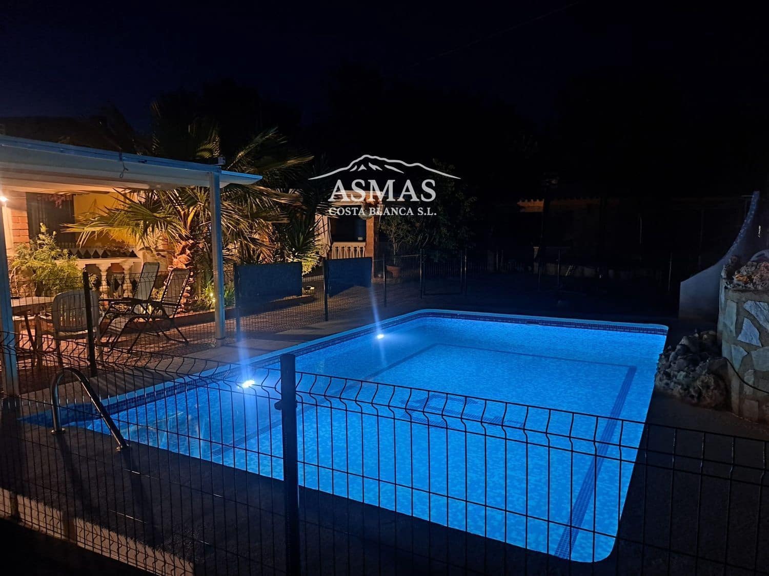 4 Zimmer Villa zu verkaufen in Alfaz del Pi / L'Alfas del Pi mit Pool Garage - 649.000 € (Ref: 9834809)