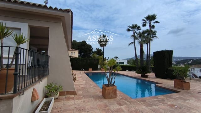 3 soveværelse Villa til salg i Moraira, Teulada-Moraira - € 950.000 (Ref: 9958551)