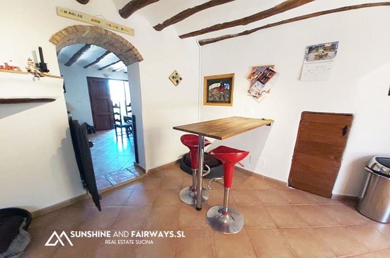 10 soveværelse Finca/Landehus til salg i Cehegin med swimmingpool garage - € 395.000 (Ref: 9927793)