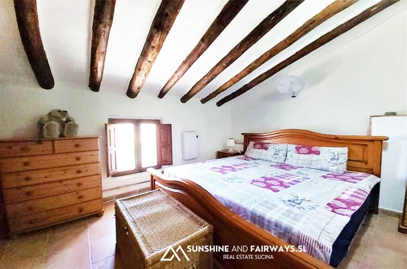10 soveværelse Finca/Landehus til salg i Cehegin med swimmingpool garage - € 395.000 (Ref: 9927793)