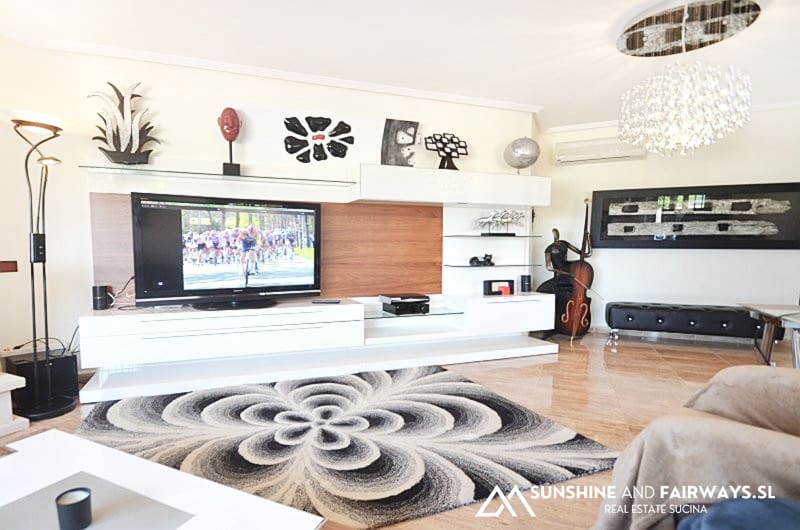 4 soverom Villa til salgs i Campos del Rio med svømmebasseng garasje - € 374 000 (Ref: 9927809)