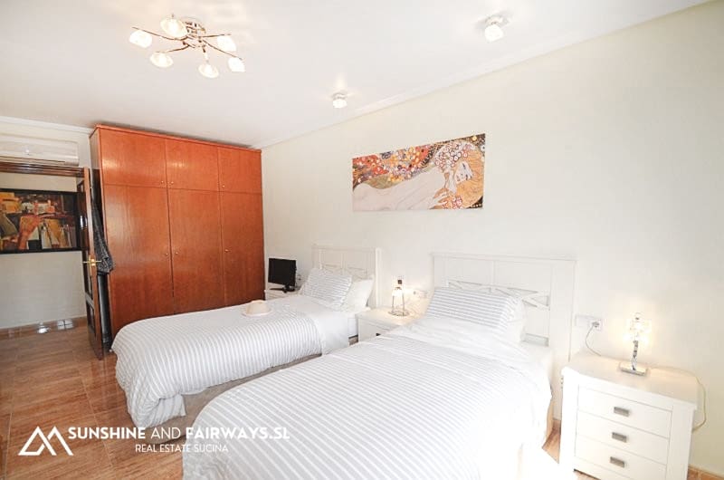4 soverom Villa til salgs i Campos del Rio med svømmebasseng garasje - € 374 000 (Ref: 9927809)