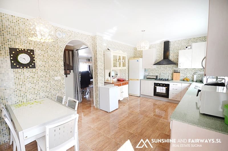 4 soverom Villa til salgs i Campos del Rio med svømmebasseng garasje - € 374 000 (Ref: 9927809)