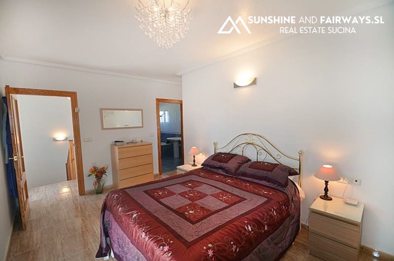 4 soveværelse Villa til salg i Campos del Rio med swimmingpool garage - € 349.950 (Ref: 9927894)