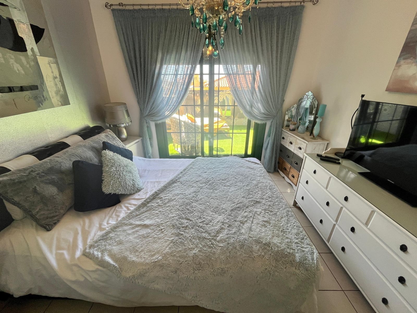 3 soveværelse Rækkehus til salg i San Miguel de Abona med swimmingpool garage - € 399.950 (Ref: 9795595)