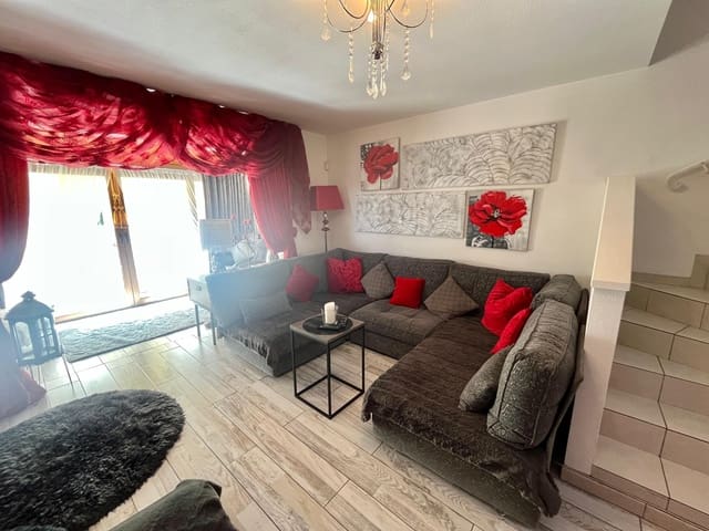 3 soveværelse Rækkehus til salg i Las Chafiras (San Miguel), San Miguel de Abona med swimmingpool garage - € 399.950 (Ref: 9795595)