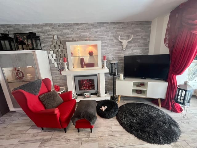 3 soveværelse Rækkehus til salg i Las Chafiras (San Miguel), San Miguel de Abona med swimmingpool garage - € 399.950 (Ref: 9795595)