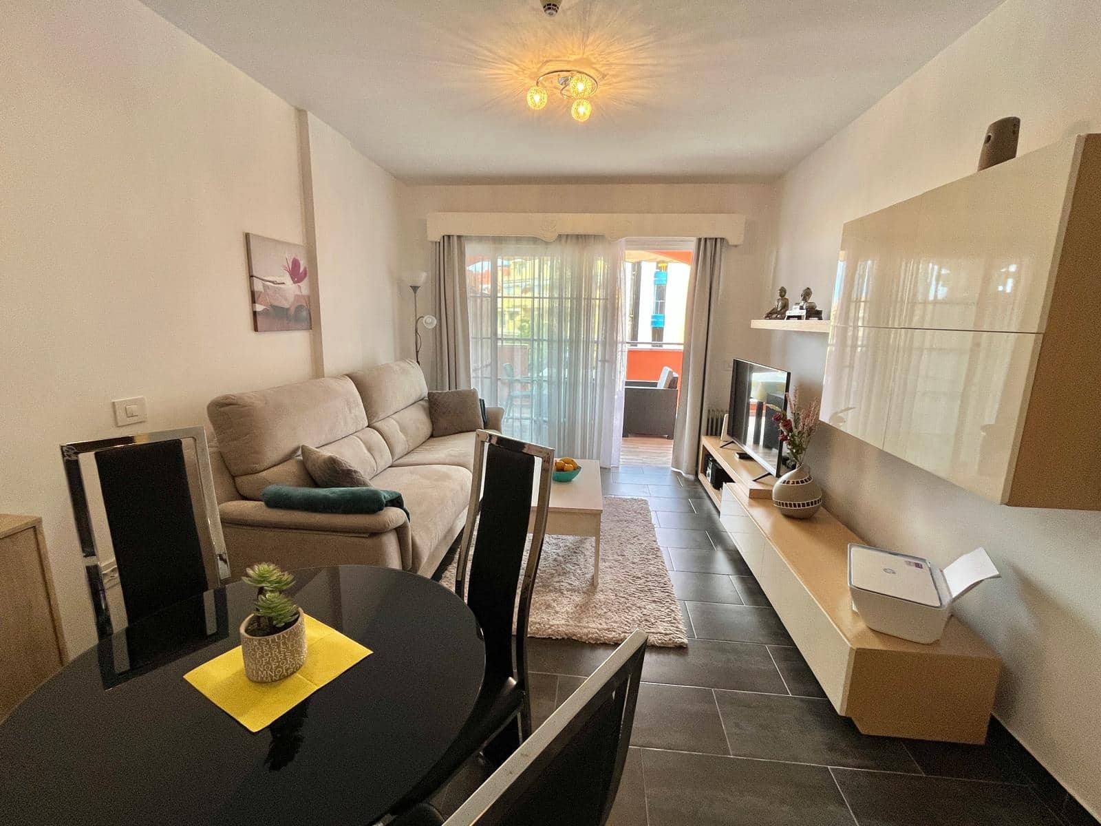 1 sovrum Lägenhet till salu i Arona med pool - 310 000 € (Ref: 9795684)