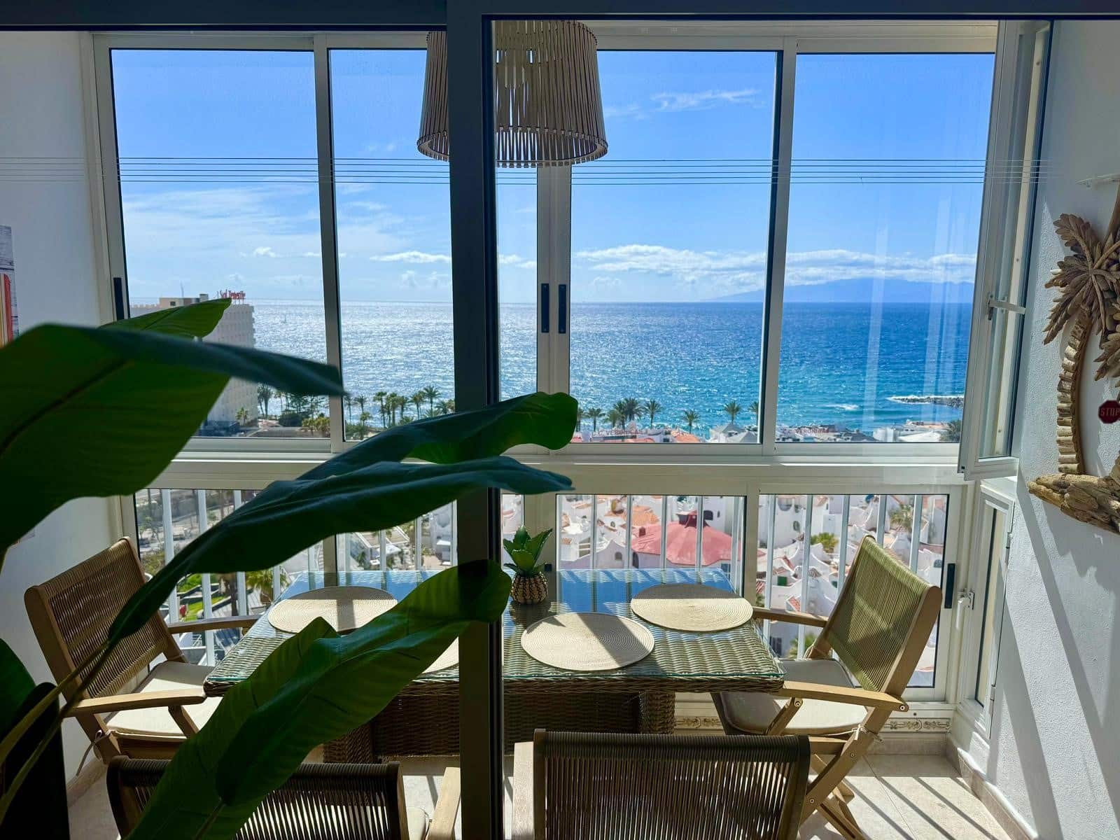 1 Zimmer Apartment zu verkaufen in Los Cristianos mit Pool - 299.000 € (Ref: 9802560)