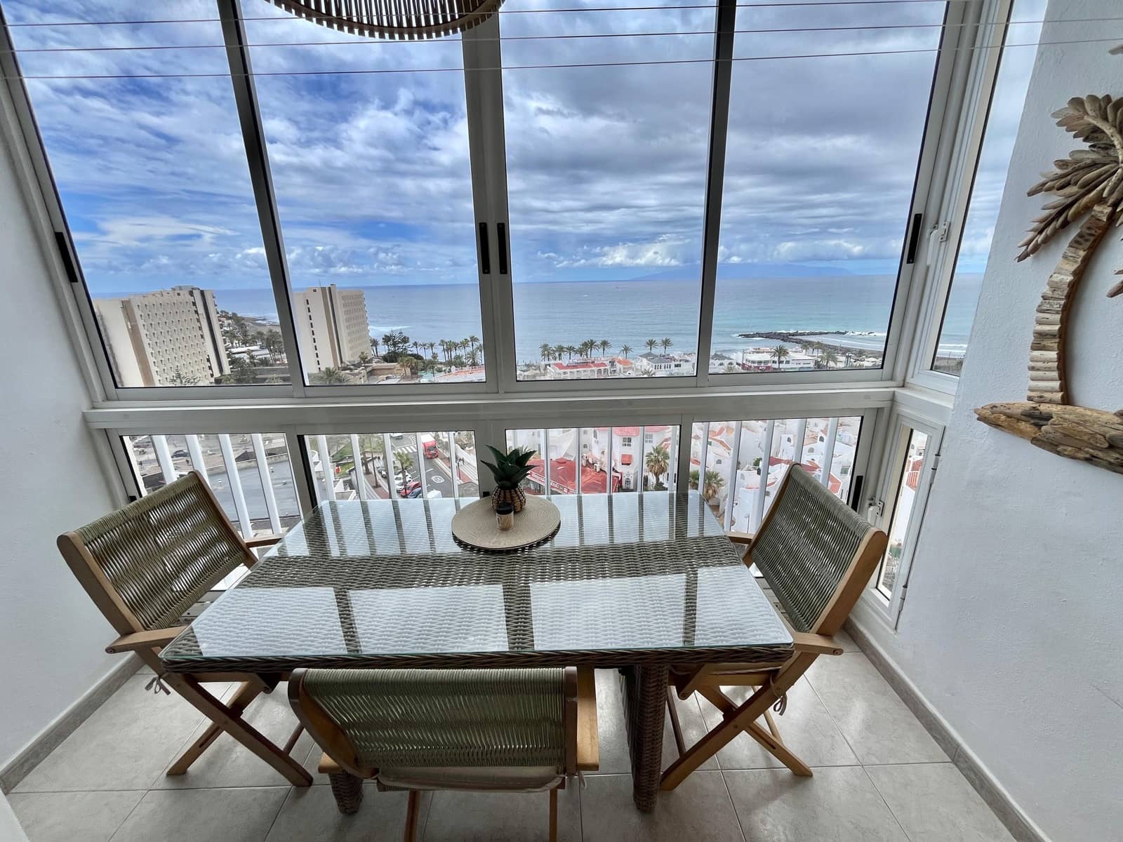 1 Zimmer Apartment zu verkaufen in Los Cristianos mit Pool - 299.000 € (Ref: 9802560)