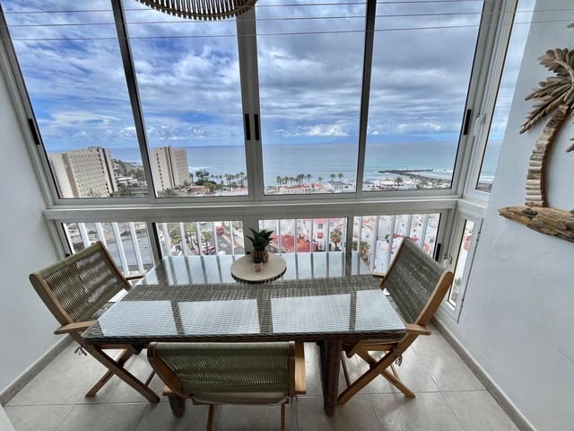 1 makuuhuone Huoneisto myytävänä paikassa Los Cristianos, Arona mukana uima-altaan - 299 000 € (Ref: 9802560)