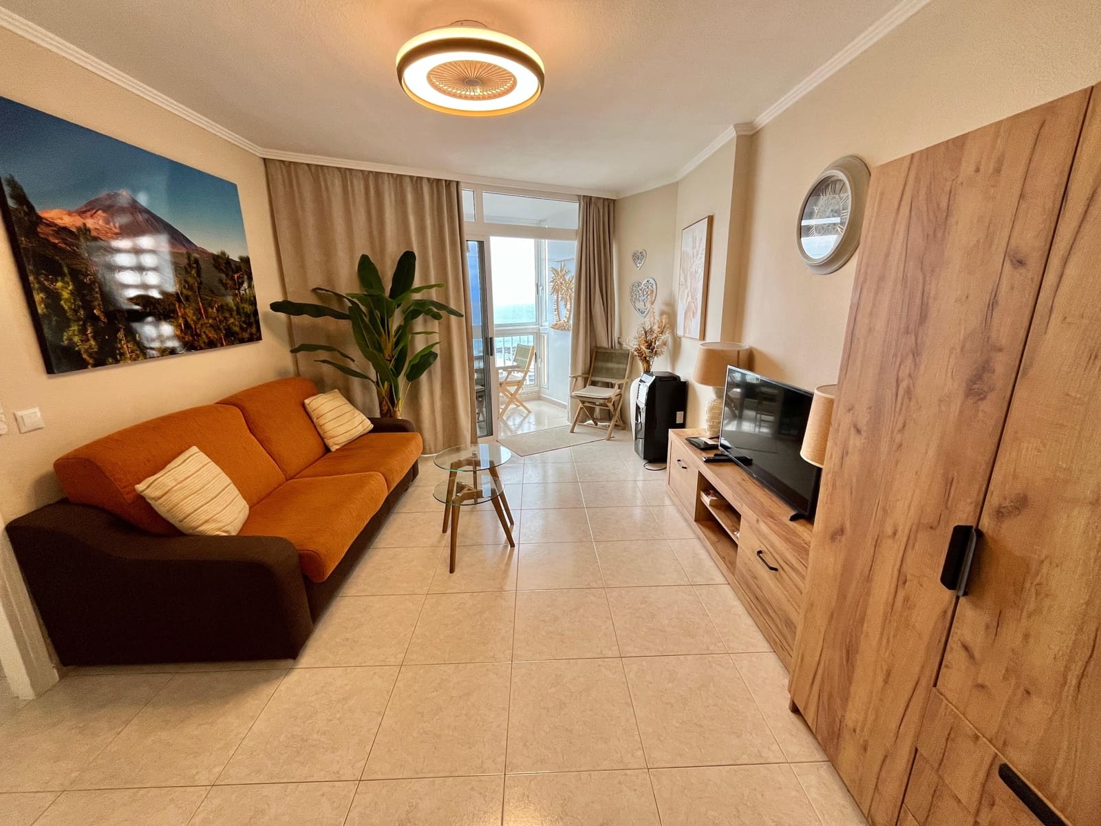 1 Zimmer Apartment zu verkaufen in Los Cristianos mit Pool - 299.000 € (Ref: 9802560)