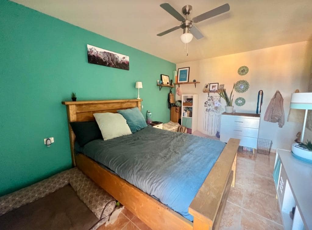 4 chambre Villa/Maison Mitoyenne à vendre à Costa Adeje avec piscine garage - 895 000 € (Ref: 9802711)