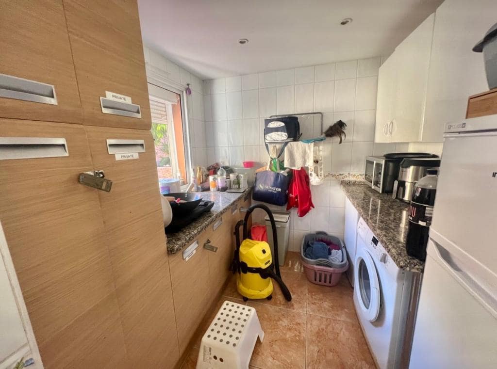 4 chambre Villa/Maison Mitoyenne à vendre à Costa Adeje avec piscine garage - 895 000 € (Ref: 9802711)