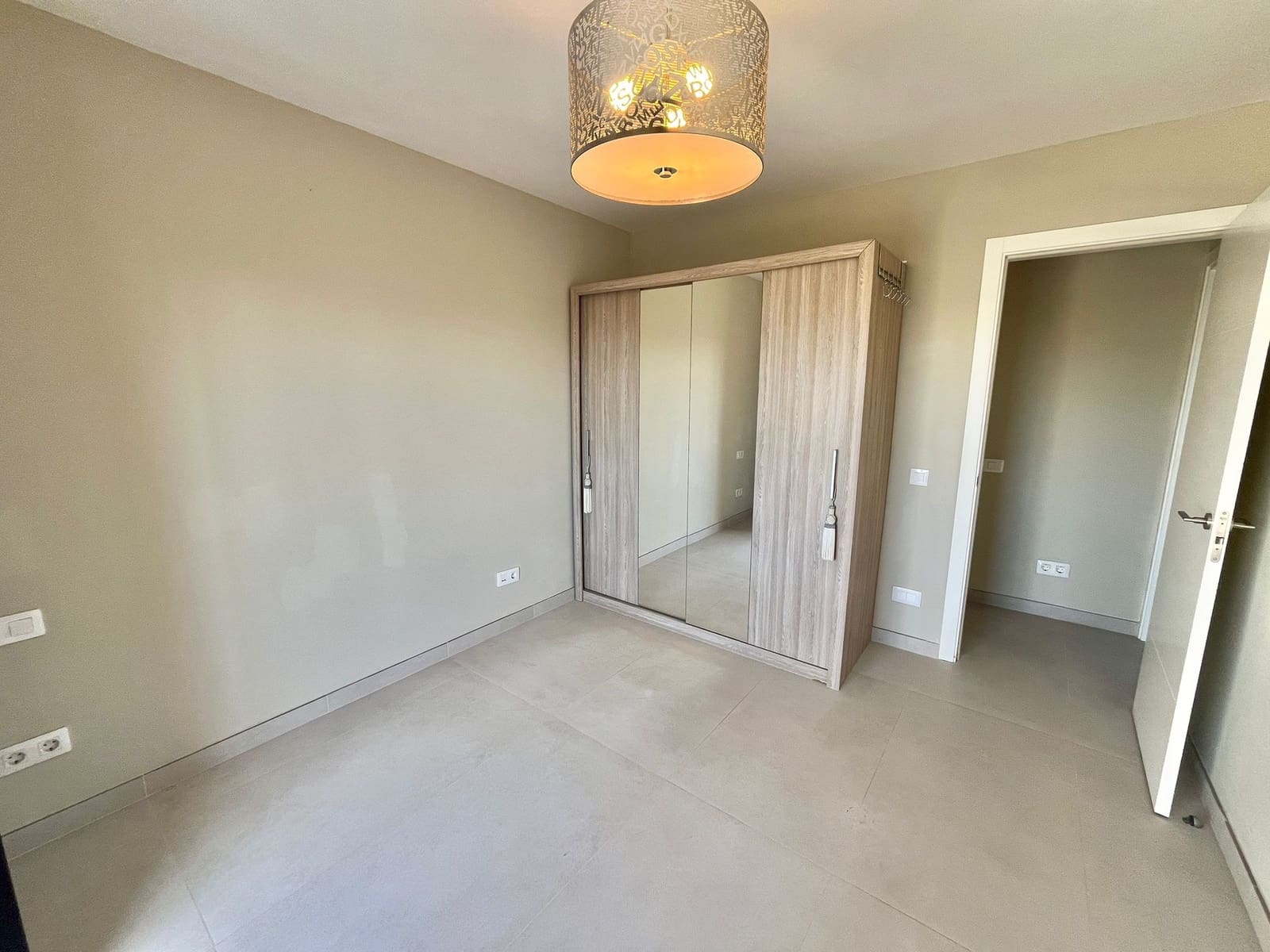 3 soveværelse Rækkehus til salg i Adeje med garage - € 665.000 (Ref: 9802882)