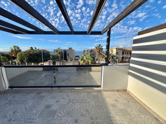 3 soveværelse Rækkehus til salg i Casco Urbano, Adeje med garage - € 665.000 (Ref: 9802882)