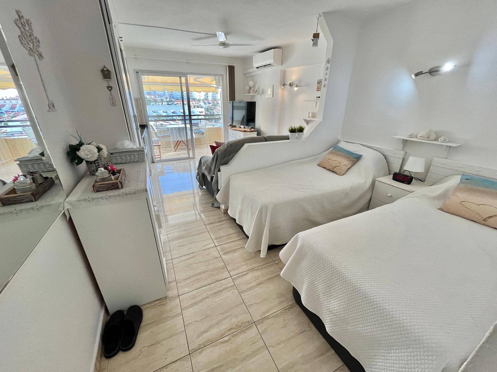 Studio til salgs i Costa Adeje med svømmebasseng - € 235 000 (Ref: 9802910)