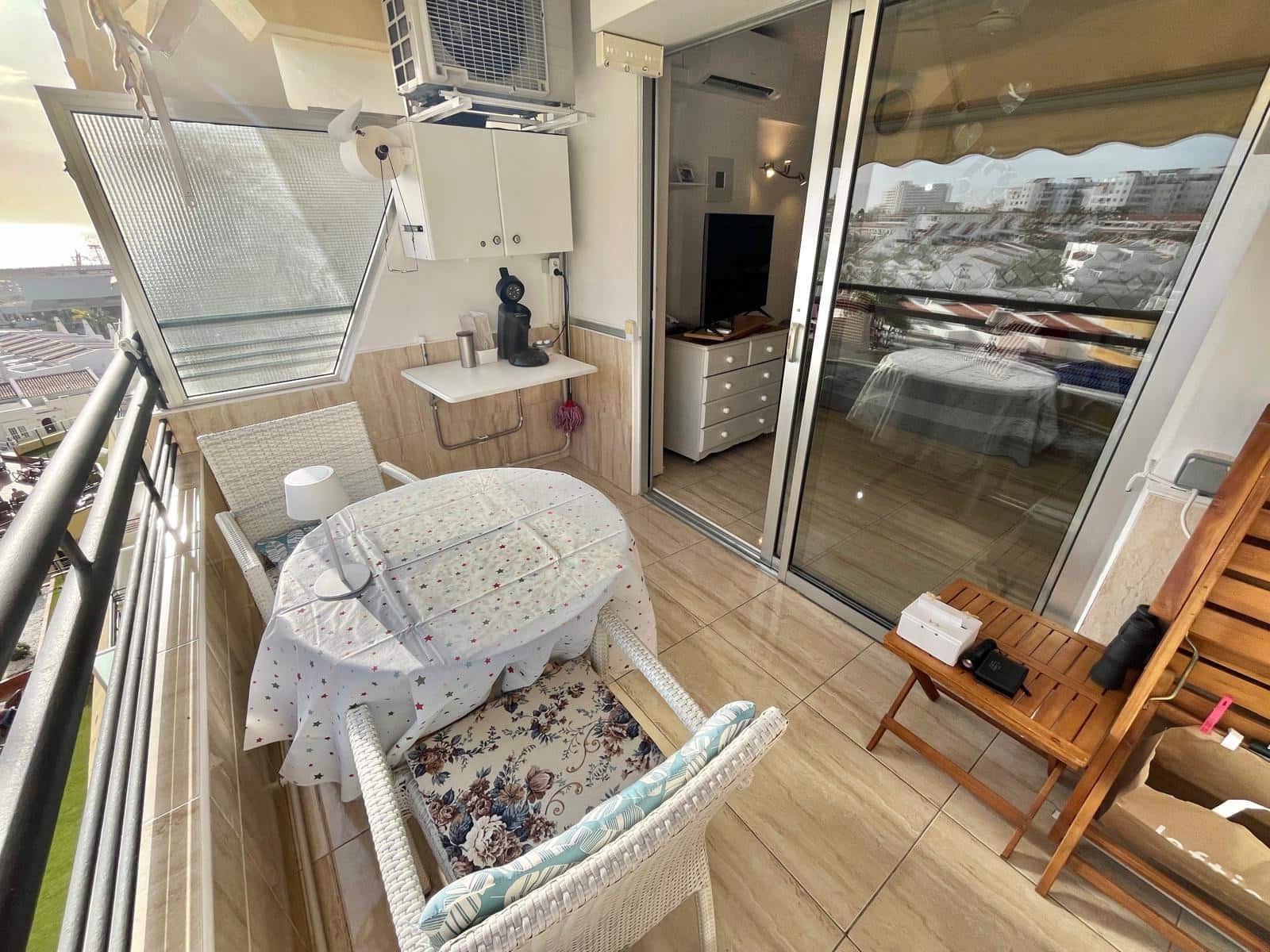 Studio til salgs i Costa Adeje med svømmebasseng - € 235 000 (Ref: 9802910)