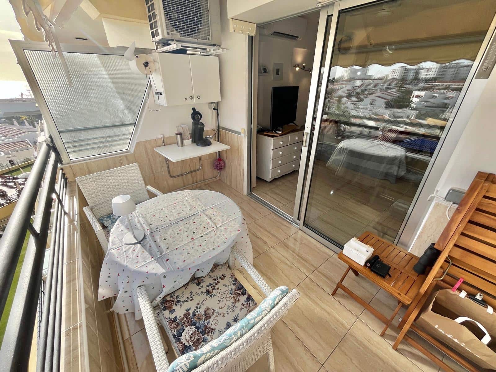 Studio til salgs i Costa Adeje med svømmebasseng - € 235 000 (Ref: 9802910)