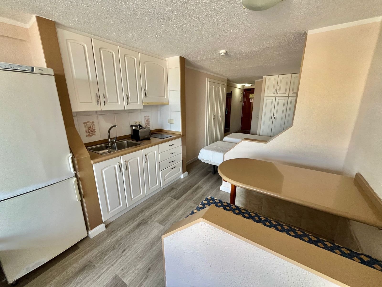 Studio for sale in Costa Adeje with pool - € 195,000 (Ref: 9802916)