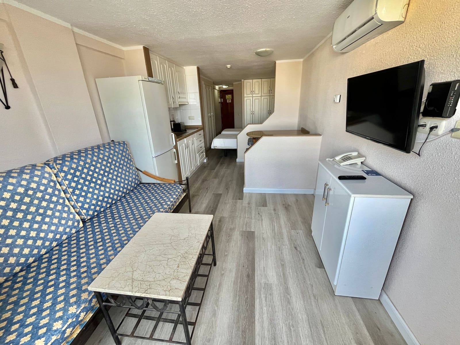 Studio for sale in Costa Adeje with pool - € 195,000 (Ref: 9802916)