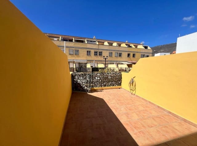 Adosado de 3 habitaciones en Valle de San Lorenzo, Arona en venta con garaje - 290.000 € (Ref: 9805524)