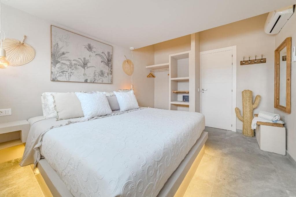 5 quarto Moradia para venda em Chayofa com piscina garagem - 1 470 000 € (Ref: 9815050)