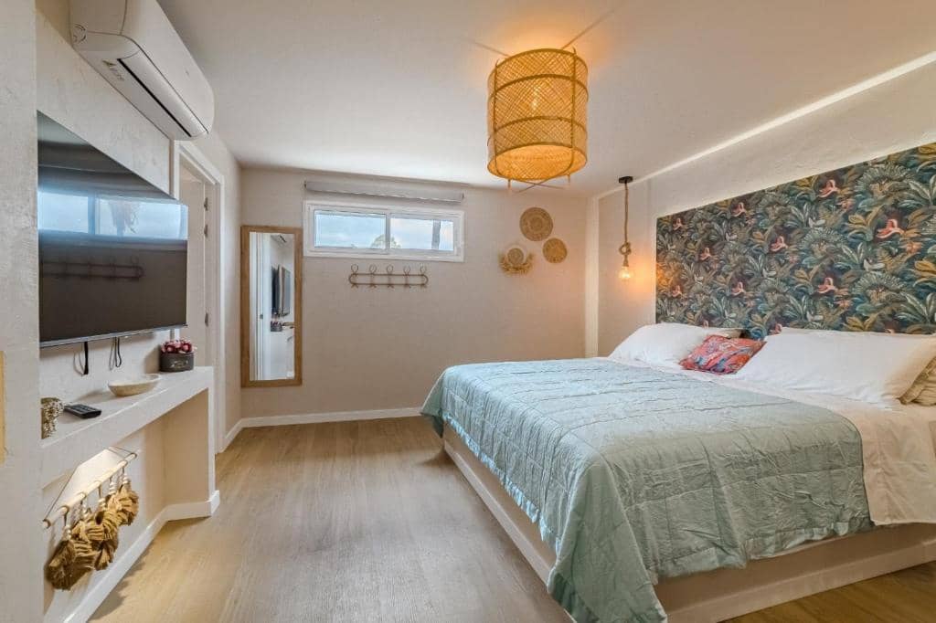 5 quarto Moradia para venda em Chayofa com piscina garagem - 1 470 000 € (Ref: 9815050)