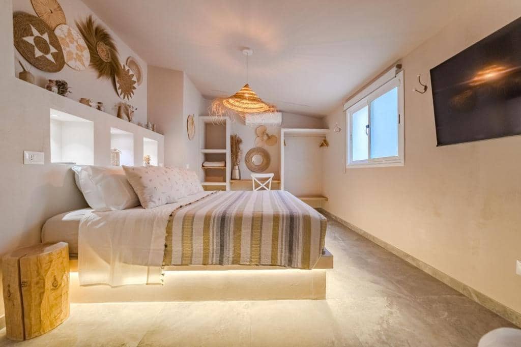 5 quarto Moradia para venda em Chayofa com piscina garagem - 1 470 000 € (Ref: 9815050)