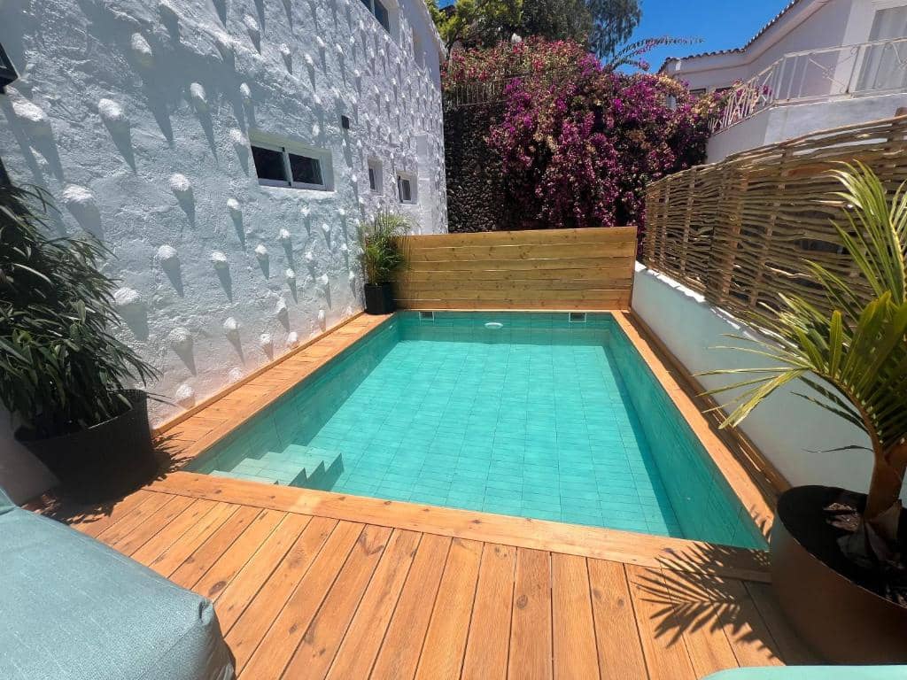5 quarto Moradia para venda em Chayofa com piscina garagem - 1 470 000 € (Ref: 9815050)
