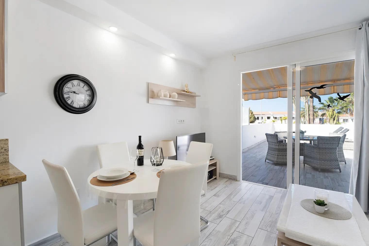 1 bedroom Apartment for sale in Costa Adeje with pool - € 338,000 (Ref: 9815164)