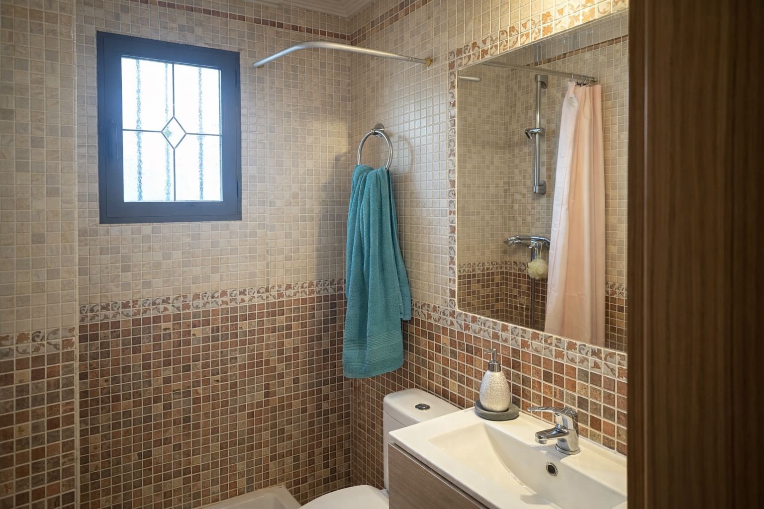 3 bedroom Villa for sale in Hondon de las Nieves with pool garage - € 265,000 (Ref: 9770100)